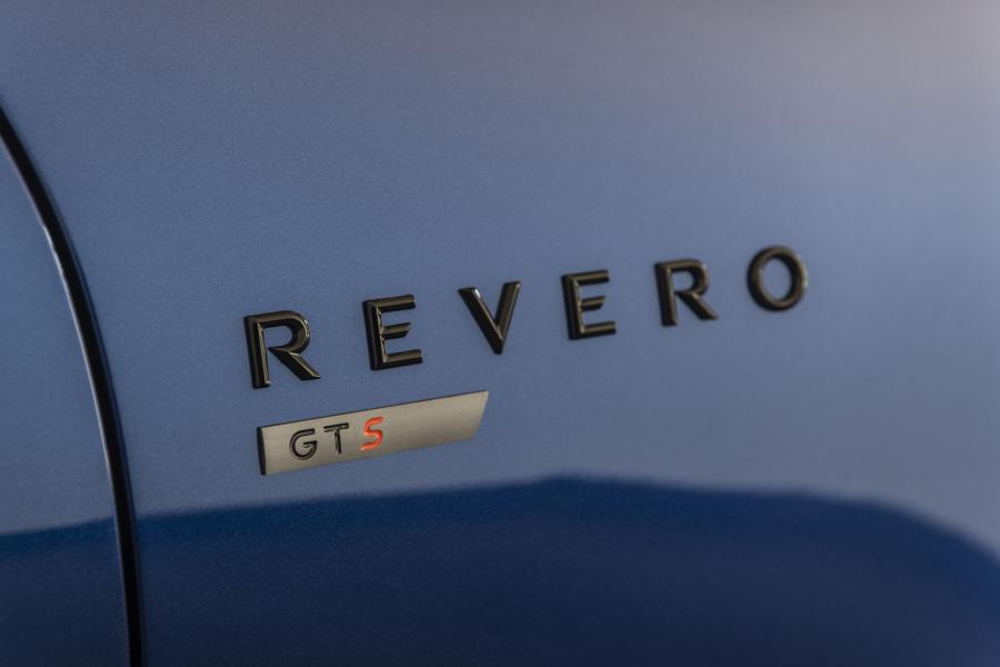 Логотип Karma Revero GTS 2019 года  (фото 8 из 10)